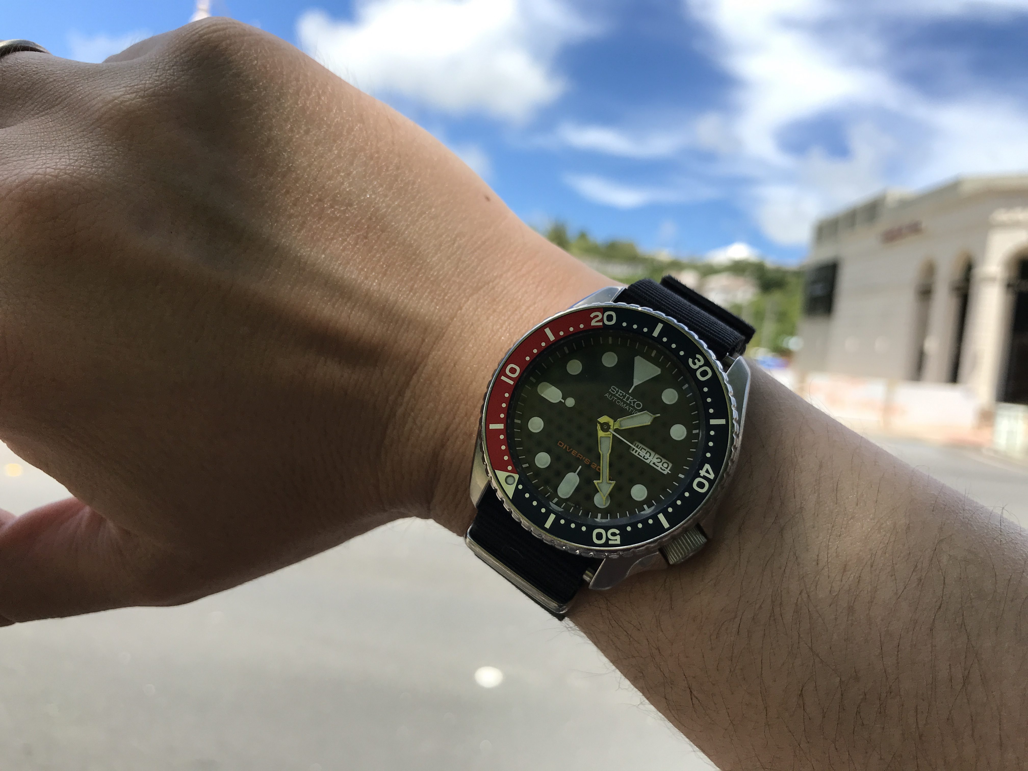 Seiko SKX009の良い所、悪い所。 - WATCHUGO / 主に腕時計に関する情報
