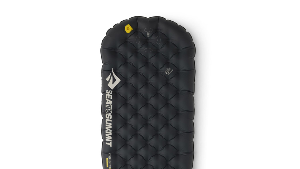 シートゥサミットの高性能マットがさらに進化。R値も軽量性も劇的UP