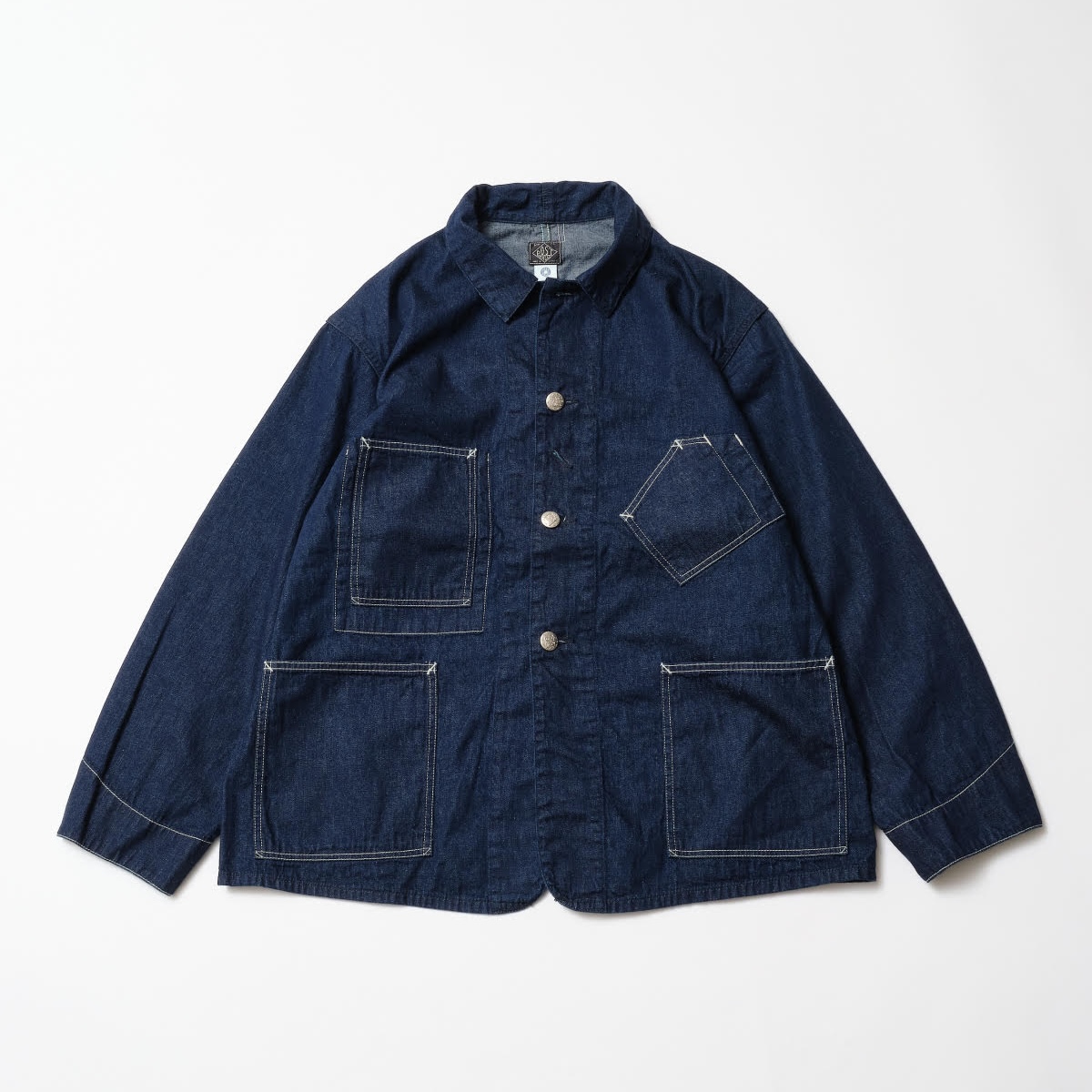 ポストオーバーオールズが、カバーオールの2大巨頭を巧みにドッキング