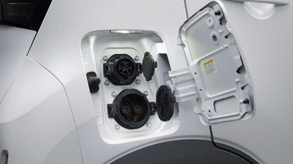 日産：サクラ [ SAKURA ] 軽自動車｜充電・航続距離｜充電方法