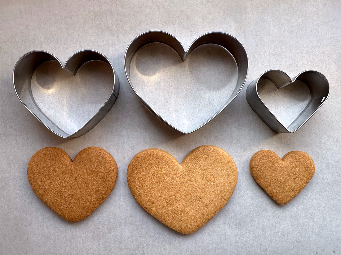 青いハート型型抜き型 dt-6-250.gif