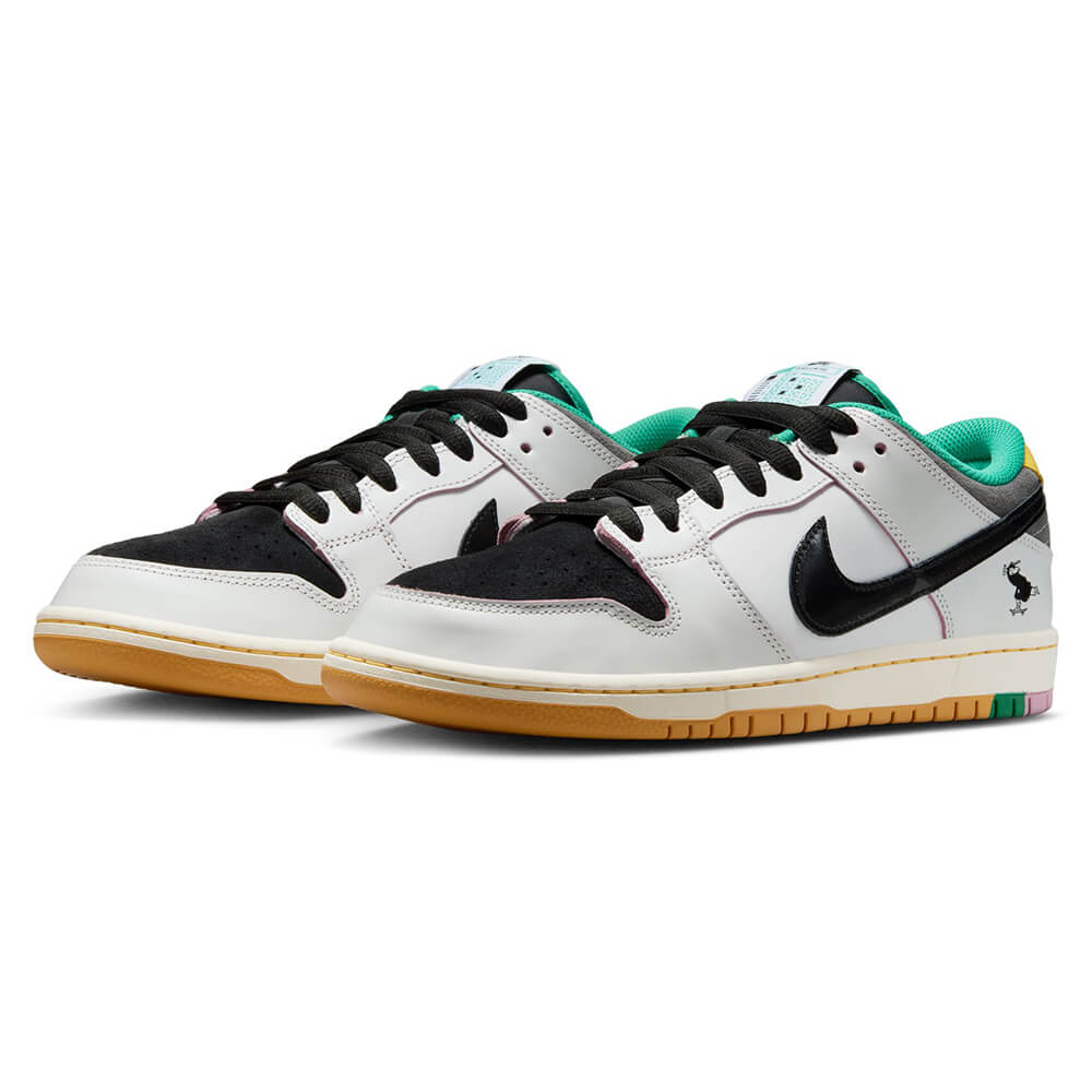 商品情報】 NIKE SB シューズ DUNK LOW PRO QS x CSEF (COLLEGE