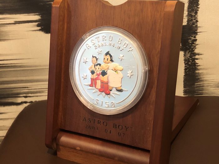横浜店】鉄腕アトム生誕記念150ドル銀貨を買取いたしました。 | こちら
