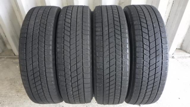 札幌の175/65R15 2022年製8~8.5分山前後 ブリヂストン ブリザックVRX3