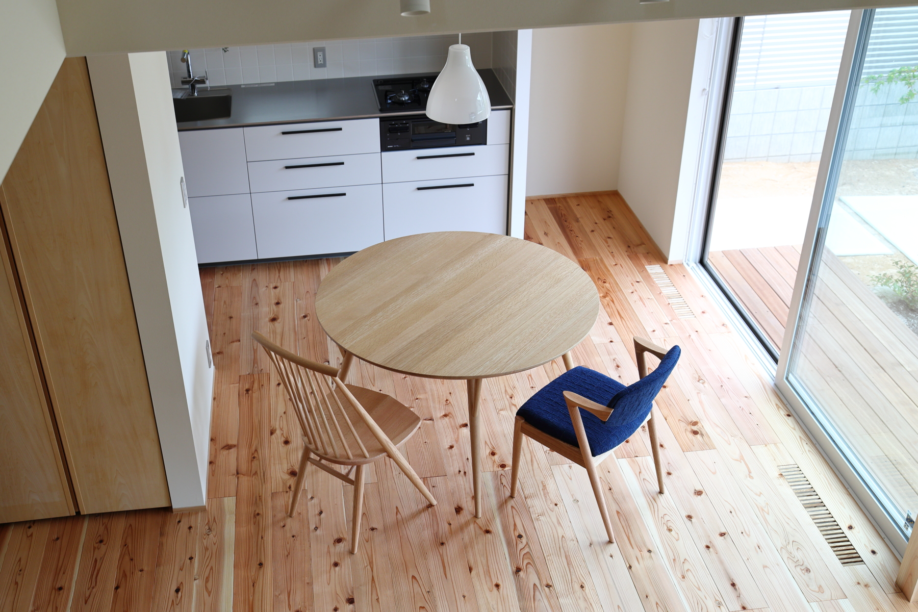 KOBE FURNITURE』神戸洋家具 丸テーブル ダイニングテーブル 【公式通販】