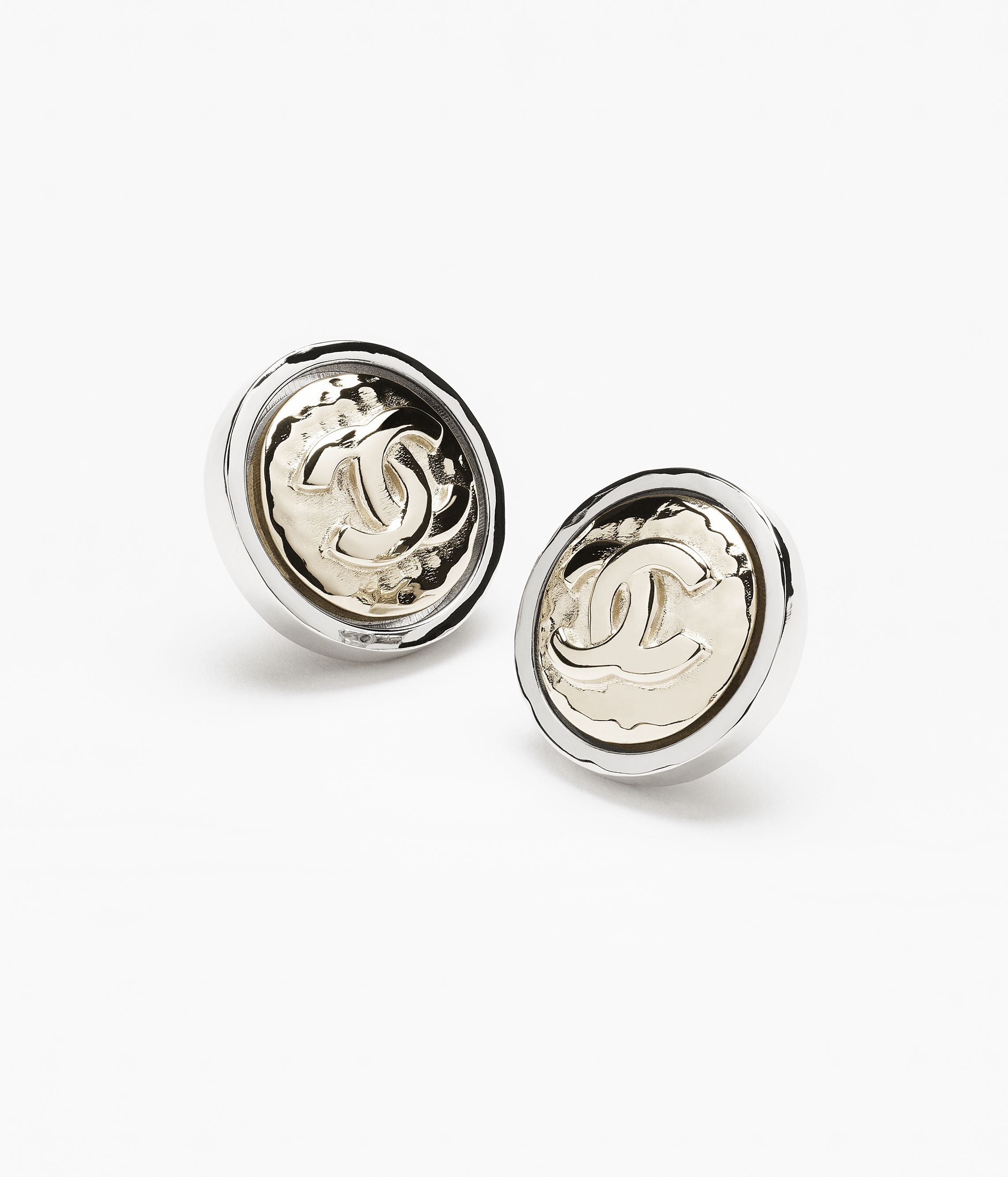 ピアス - メタル、シルバー & ゴールド — ファッション | CHANEL シャネル