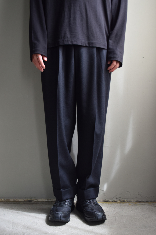 MARKAWARE (マーカウェア) 2/80 Organic Wool Flannel DOUBLE PLEATED