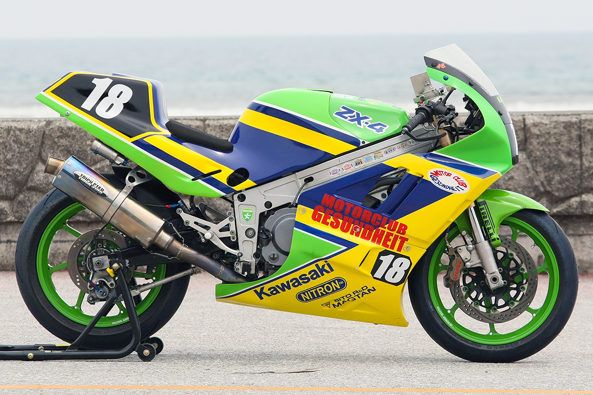 ゲズンハイトレーシング：ZX-4 | T.O.Tマシンファイル | カスタムピープル