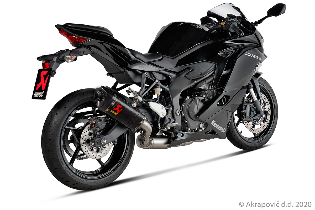 アクティブからNinja ZX-25R用カスタムパーツが続々登場。スポーティな