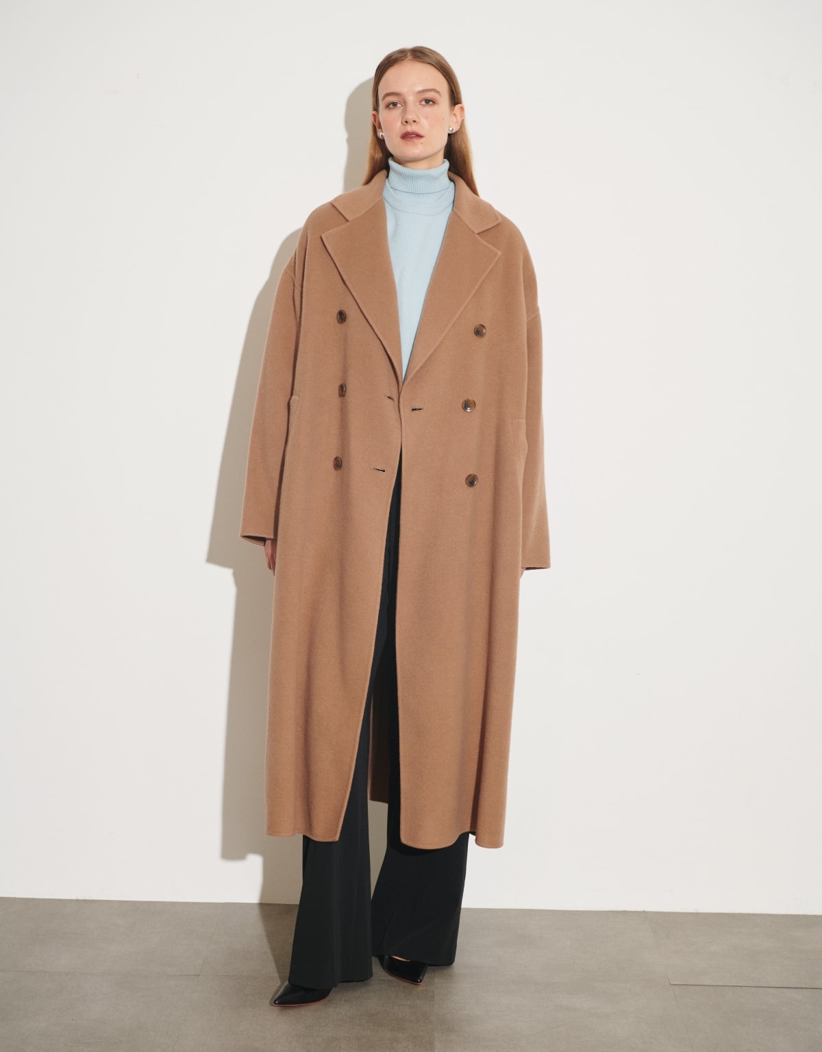 N.O.R.C 名品ロングと旬なハーフ：上質なリバーコートで日常を特別に