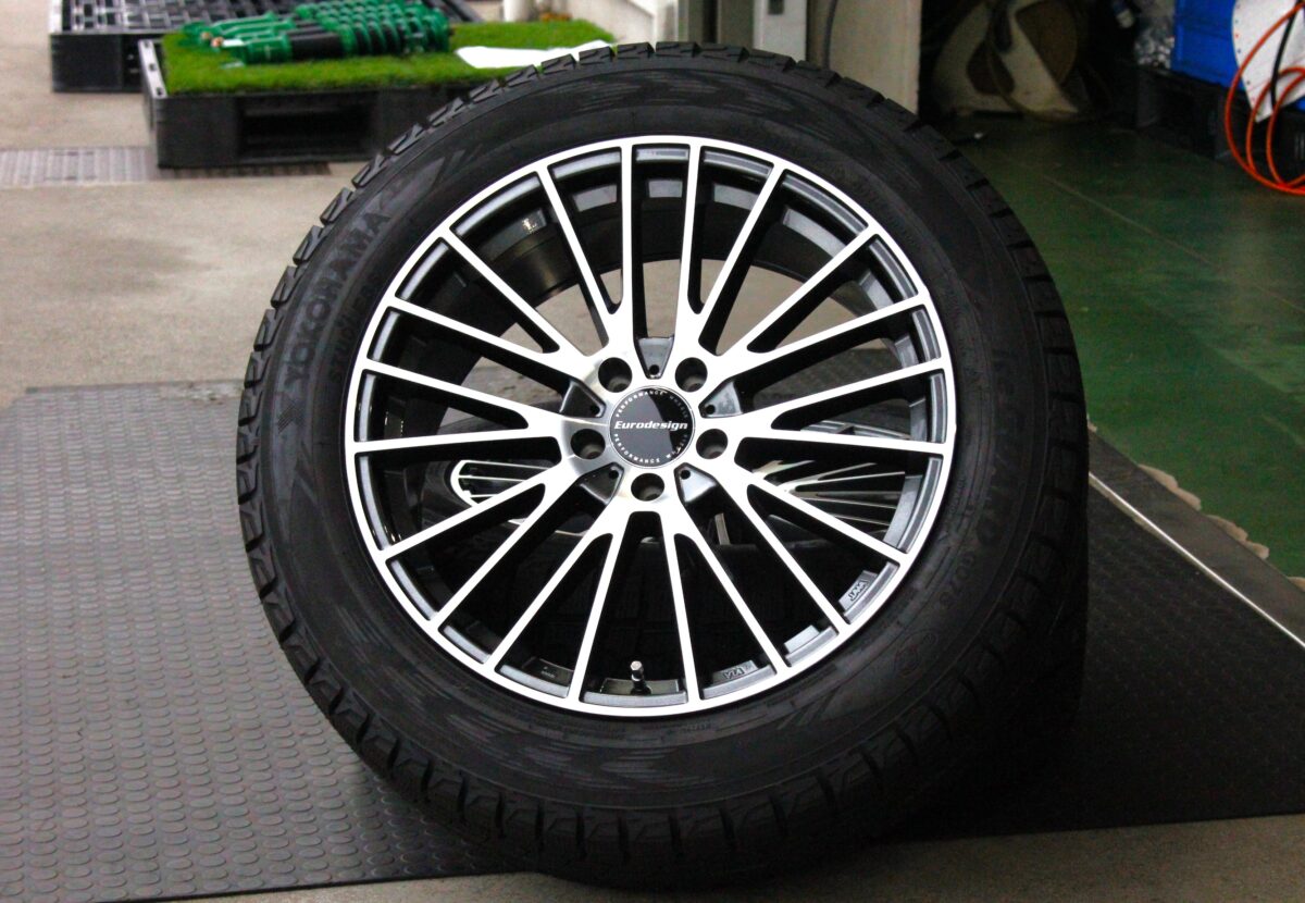 メルセデスGLC のスタッドレスタイヤはこれでキマり！ | 鈴鹿店 | 店舗