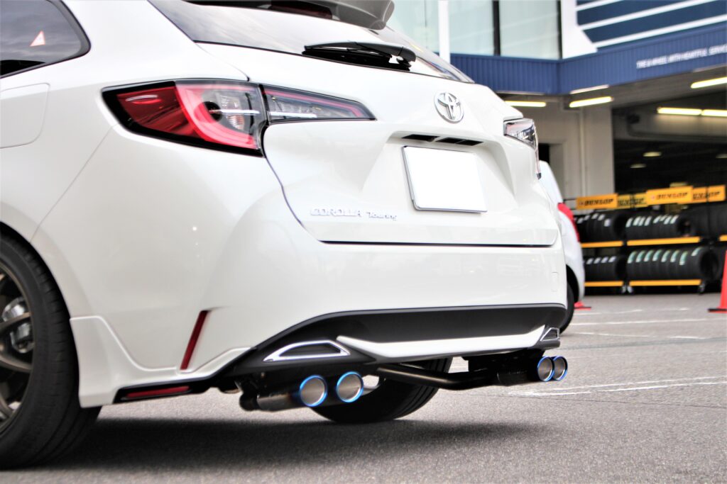 カローラツーリングのマフラー交換。ガナドールPASION EVO ブルー