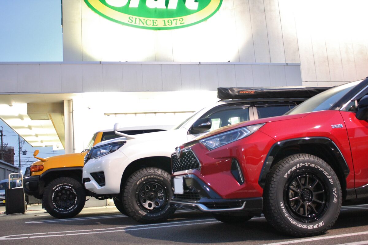 RAV4 PHVにBFトレイルテレーン×マッドヴァンス06を17インチで装着です