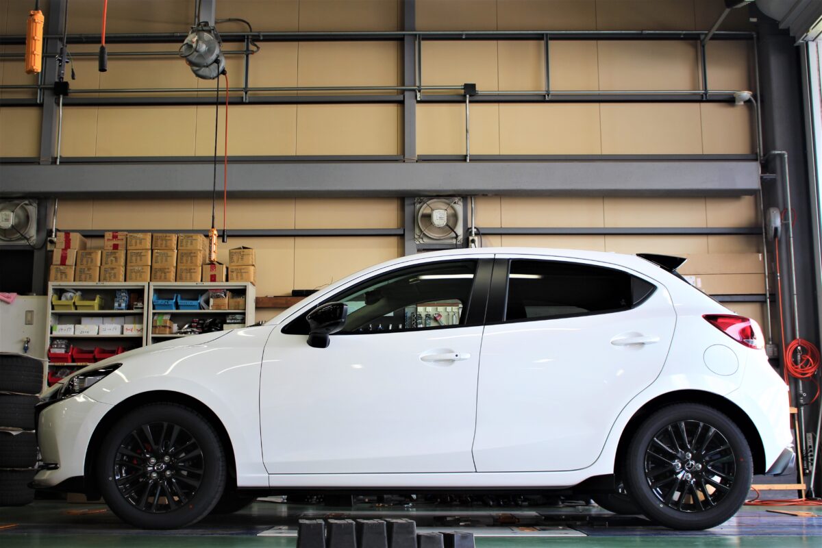 MAZDA2にヨコハマ アドバンRZ2 17インチをツライチ装着！ | 相模原店