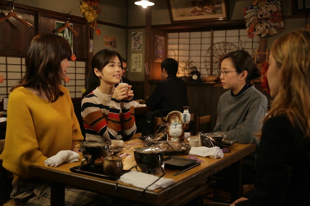 今夜『トクサツガガガ』、小芝風花は倉科カナ＆木南晴夏と海に出かけ