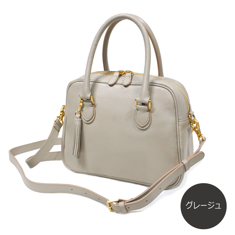 小さなサイズ感がカワイイ オリーブレザーのミニボストン