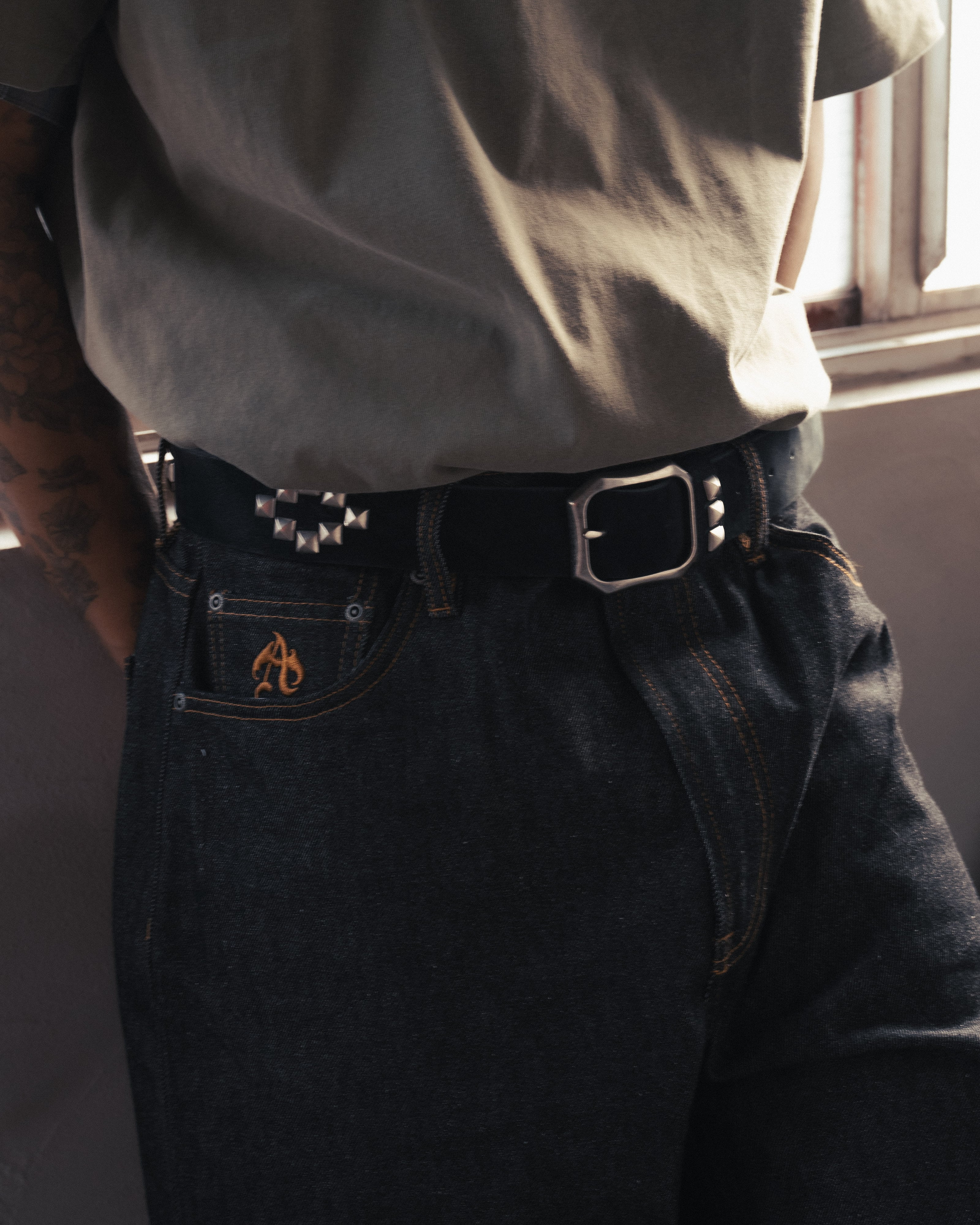 ANTIMID STUDS BELT