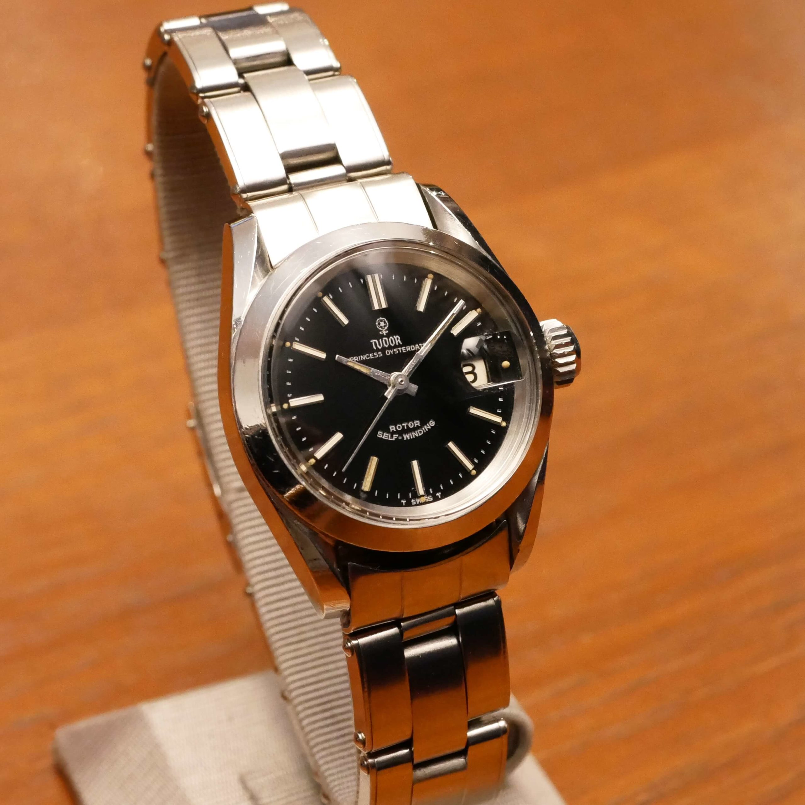 mt11734 | TUDOR | CARESE [ケアーズ] – アンティークウォッチ専門店