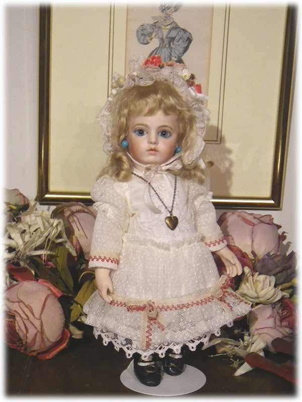 ブリュジュン B 27cm オールビスクの通販｜銀座人形館