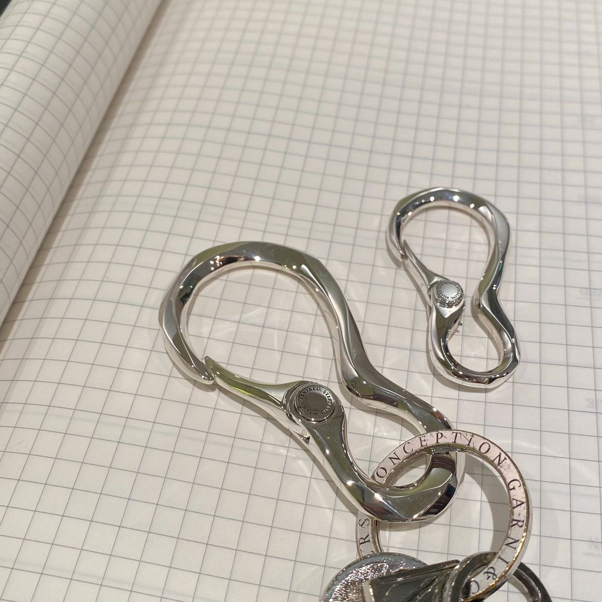 GARNI - 【お取り寄せ注文可能】 10 Carabiner_S | ACRMTSM ONLINE STORE