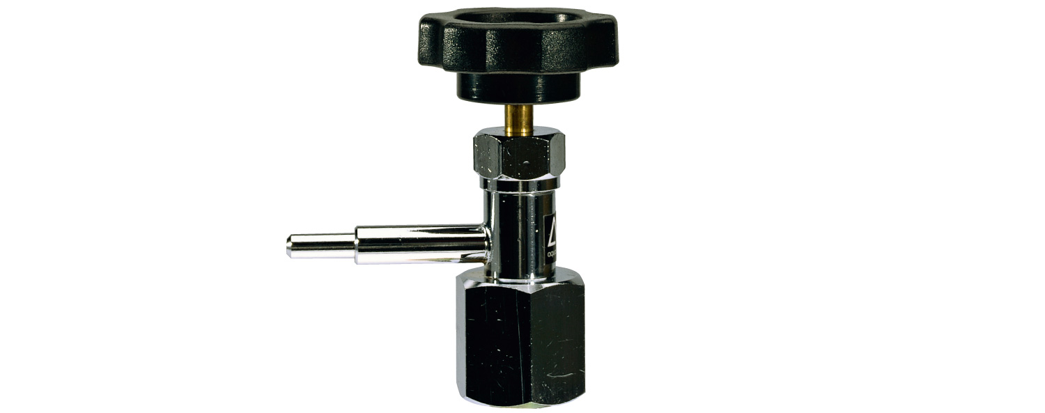 ADA PRODUCTS 進化論 「CO2レギュレーター・システム」 | AQUA DESIGN