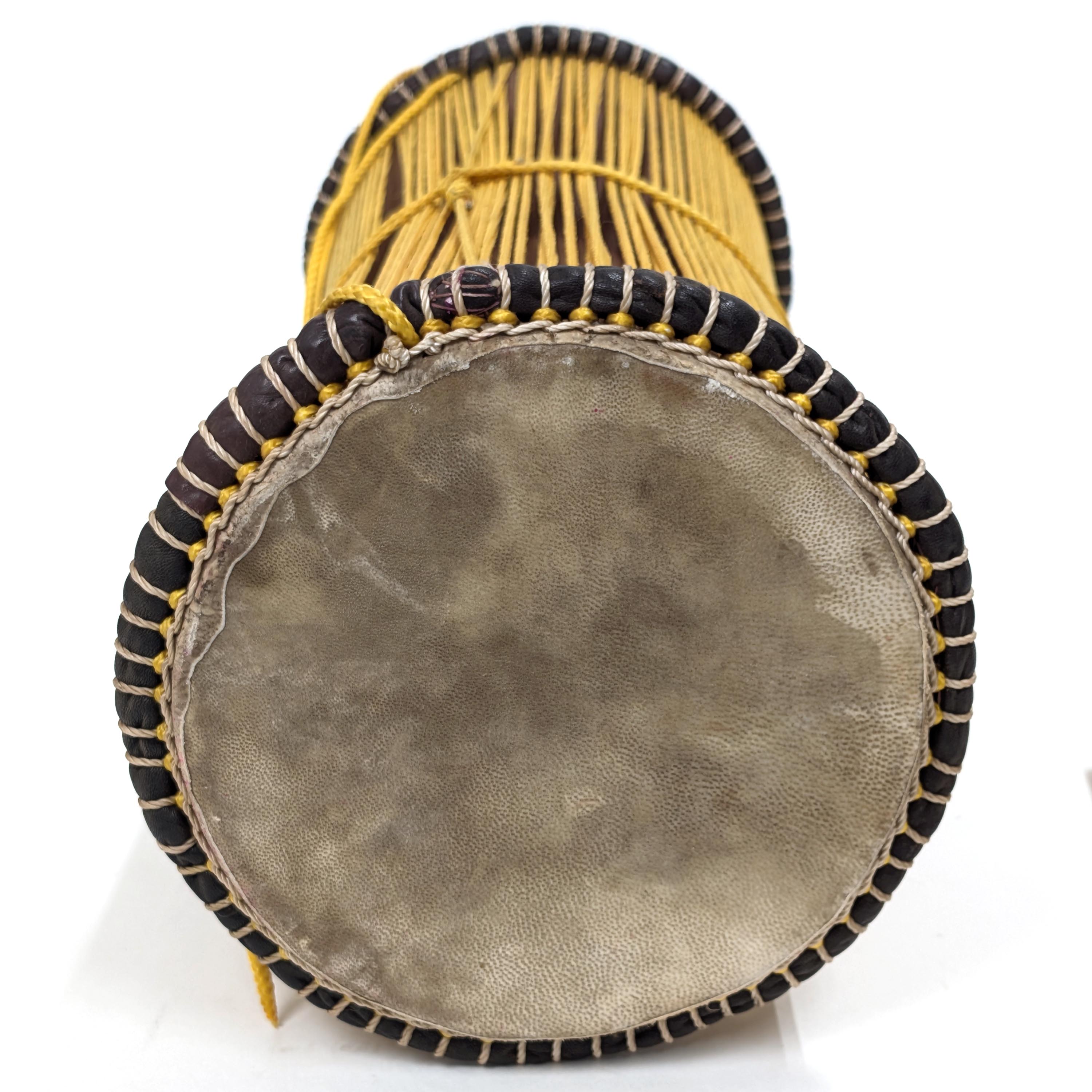 トーキングドラム タマン タムタム アフリカ民族楽器 （r114-27