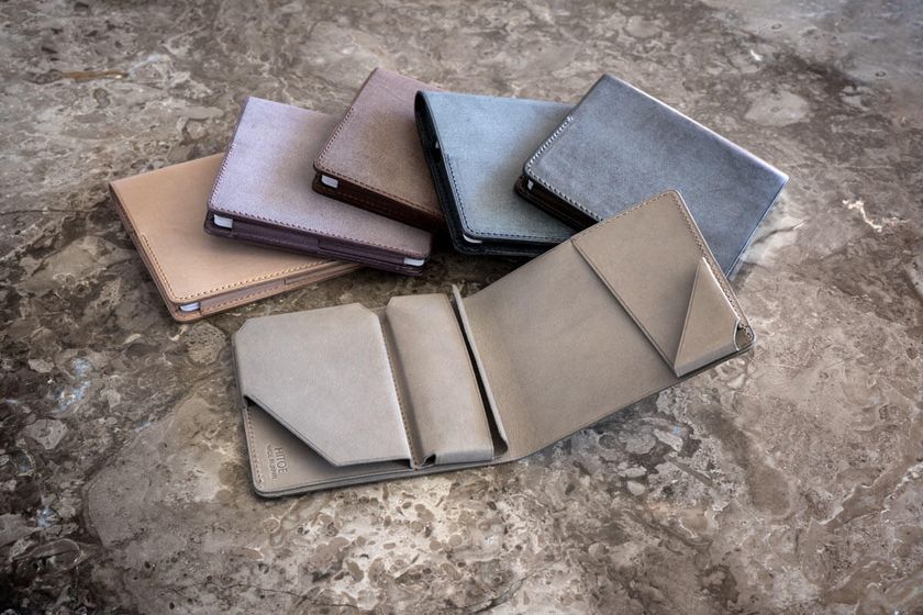 世界のデザイン賞7冠を達成した名刺入れが、 世界最小になってクラウド