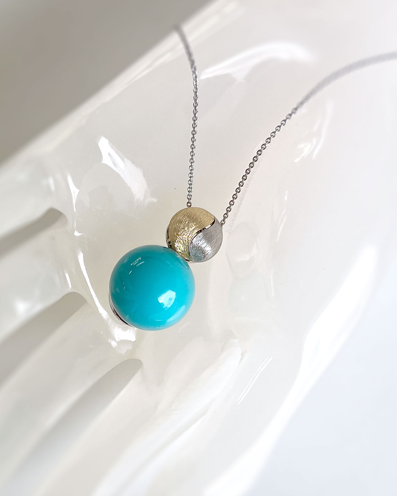 思い出のトルコ石を新しいかたちへ ― ペンダントトップへのリフォーム