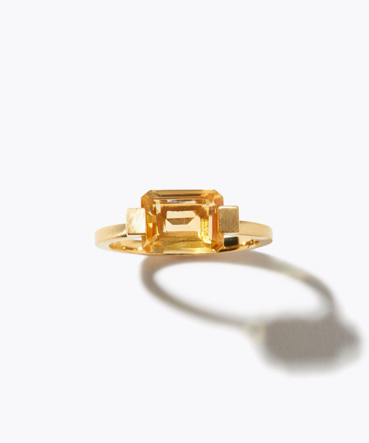 ancient] rectangle citrine ring｜ARTIDA OUD（アルティーダ ウード）