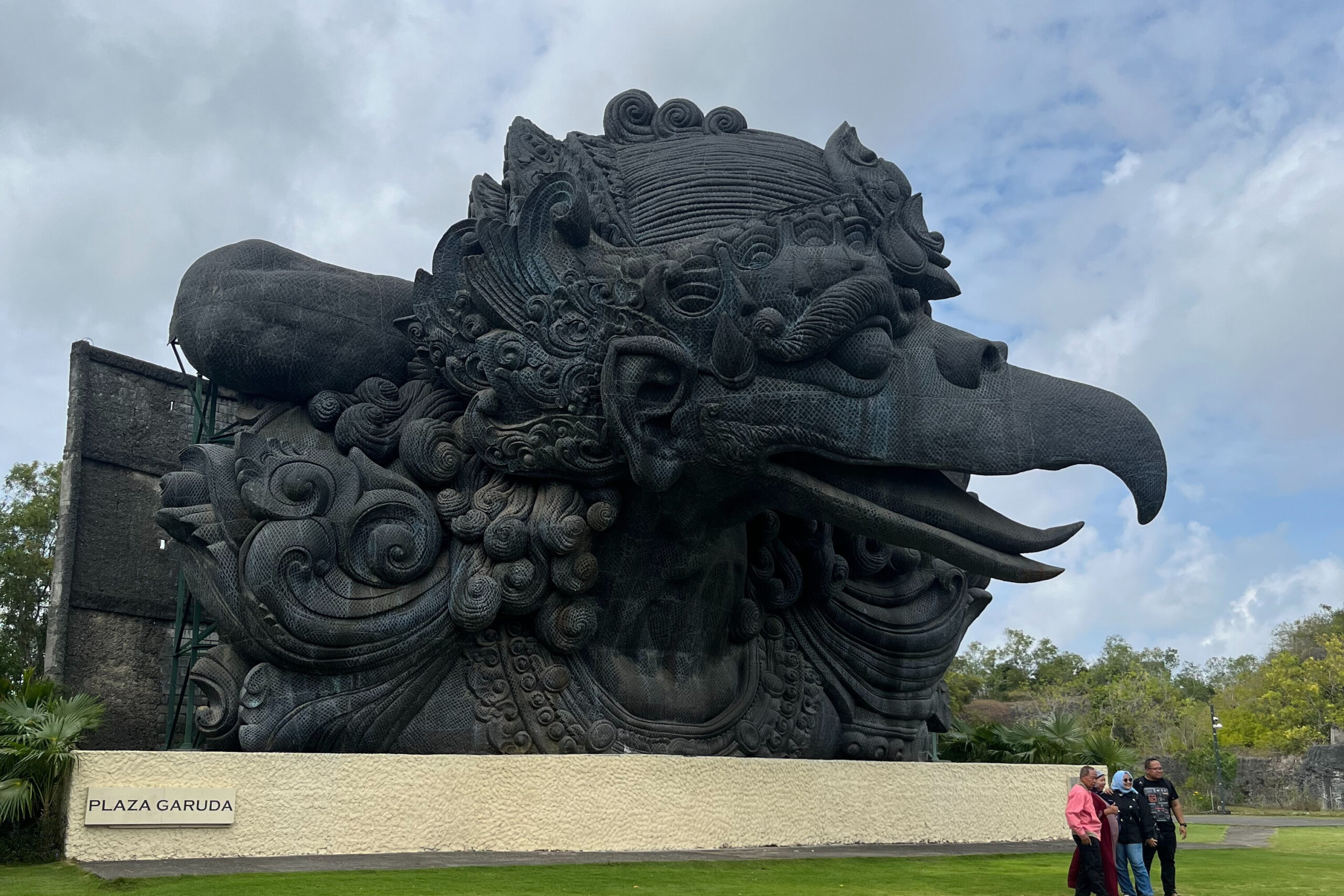 インドネシア】バリ島のランドマーク「巨大ガルーダ像」 | 地球の歩き方