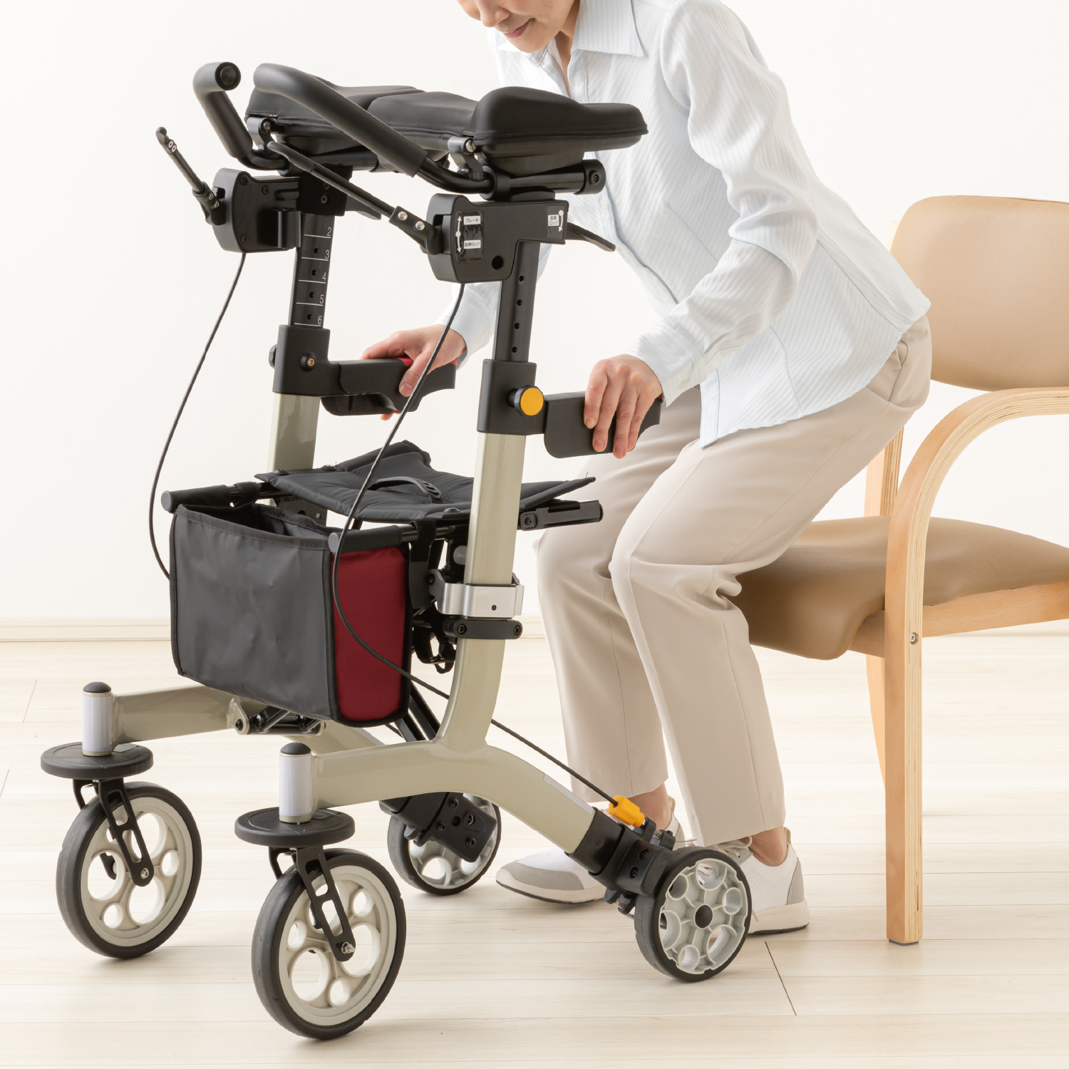 リトルターン Z | 【安寿】の介護用品 | アロン化成