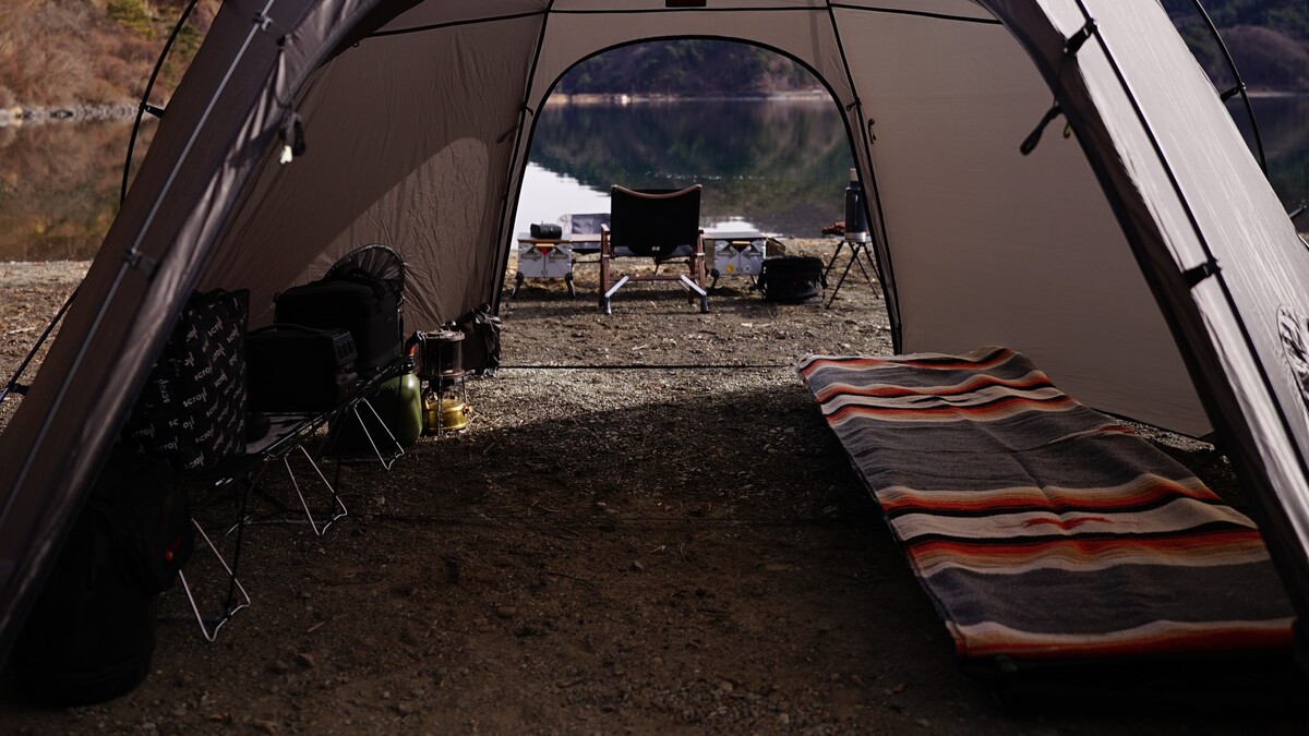 キャンプの睡眠改善に期待！Desert Walkerの折りたたみコットの魅力と