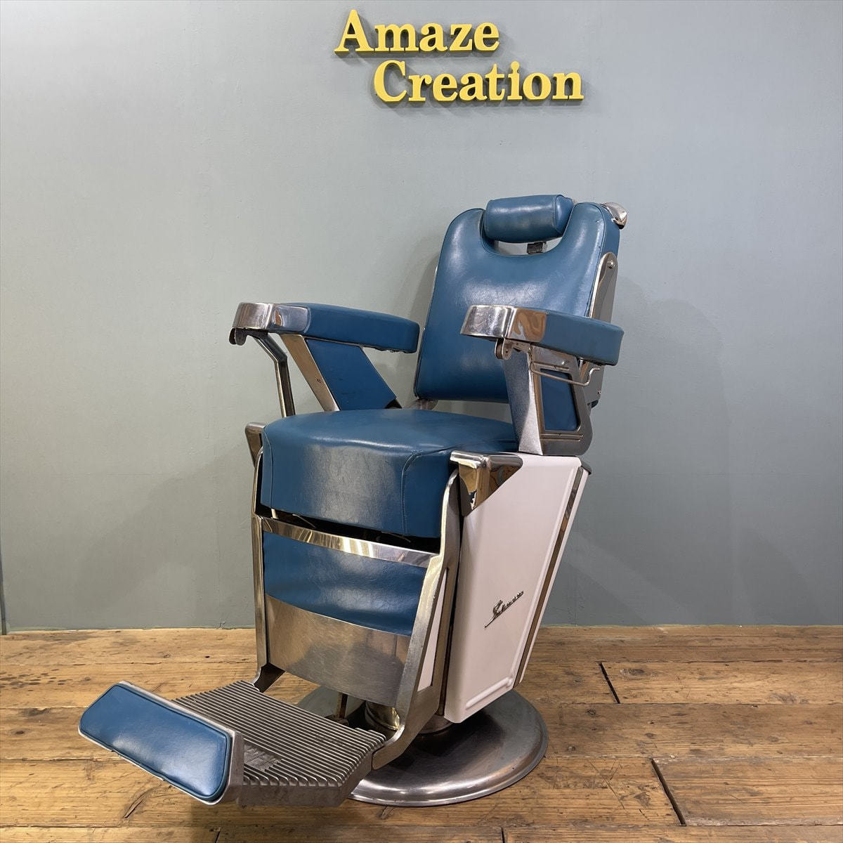 タカラベルモント レトロバーバーチェア（理容椅子）【57号】の卸