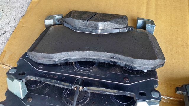 AMG（メルセデスAMG）純正ブレーキパッドW463A2024モデルG63新車外し