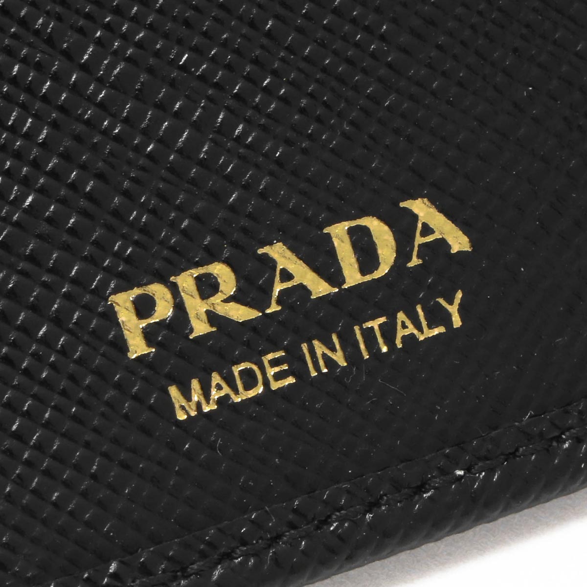 プラダ キーケース レディース サフィアーノ メタル ブラック 1PG004