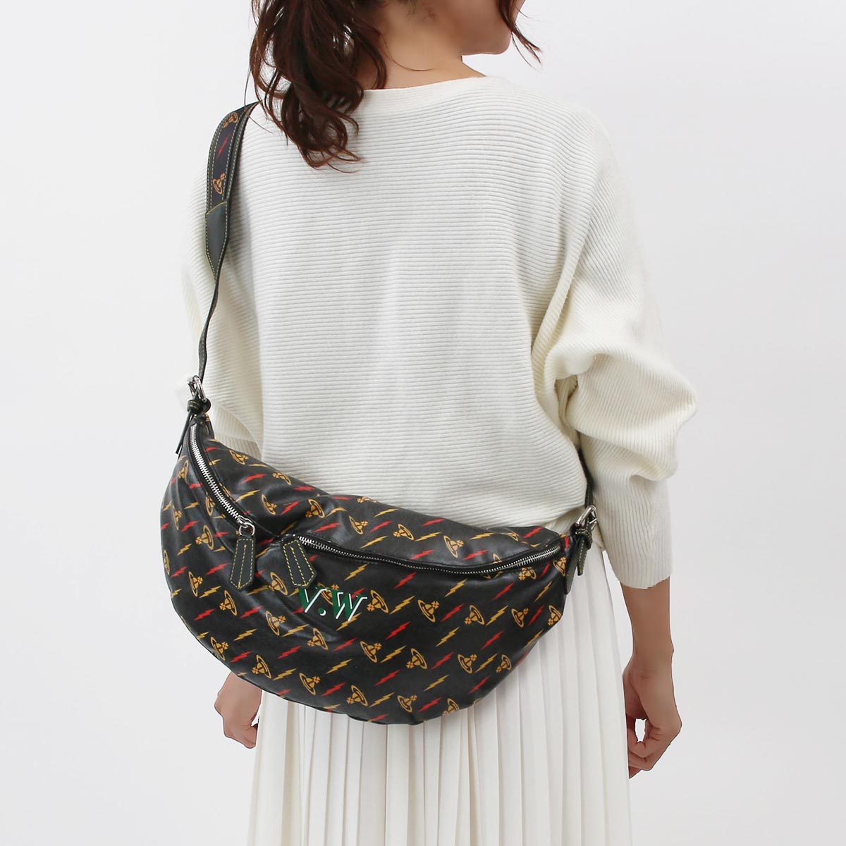 ヴィヴィアンウエストウッド ボディバッグ/ショルダーバッグ