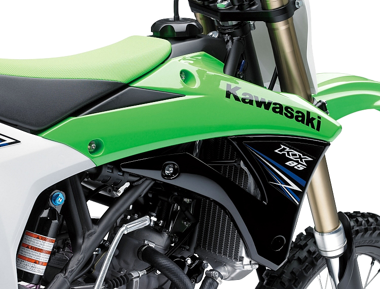 KX85 2014 スペアホイール 予備部品他 カワサキが、2014年KX85を