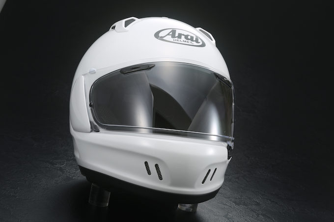 安全性と快適性を高い次元で両立するフルフェイスヘルメット ROAD