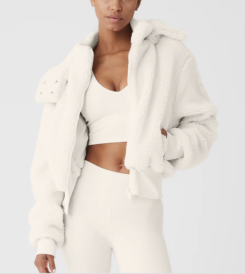Alo Yoga Sherpa Jacket: Buy for 30% Off Online