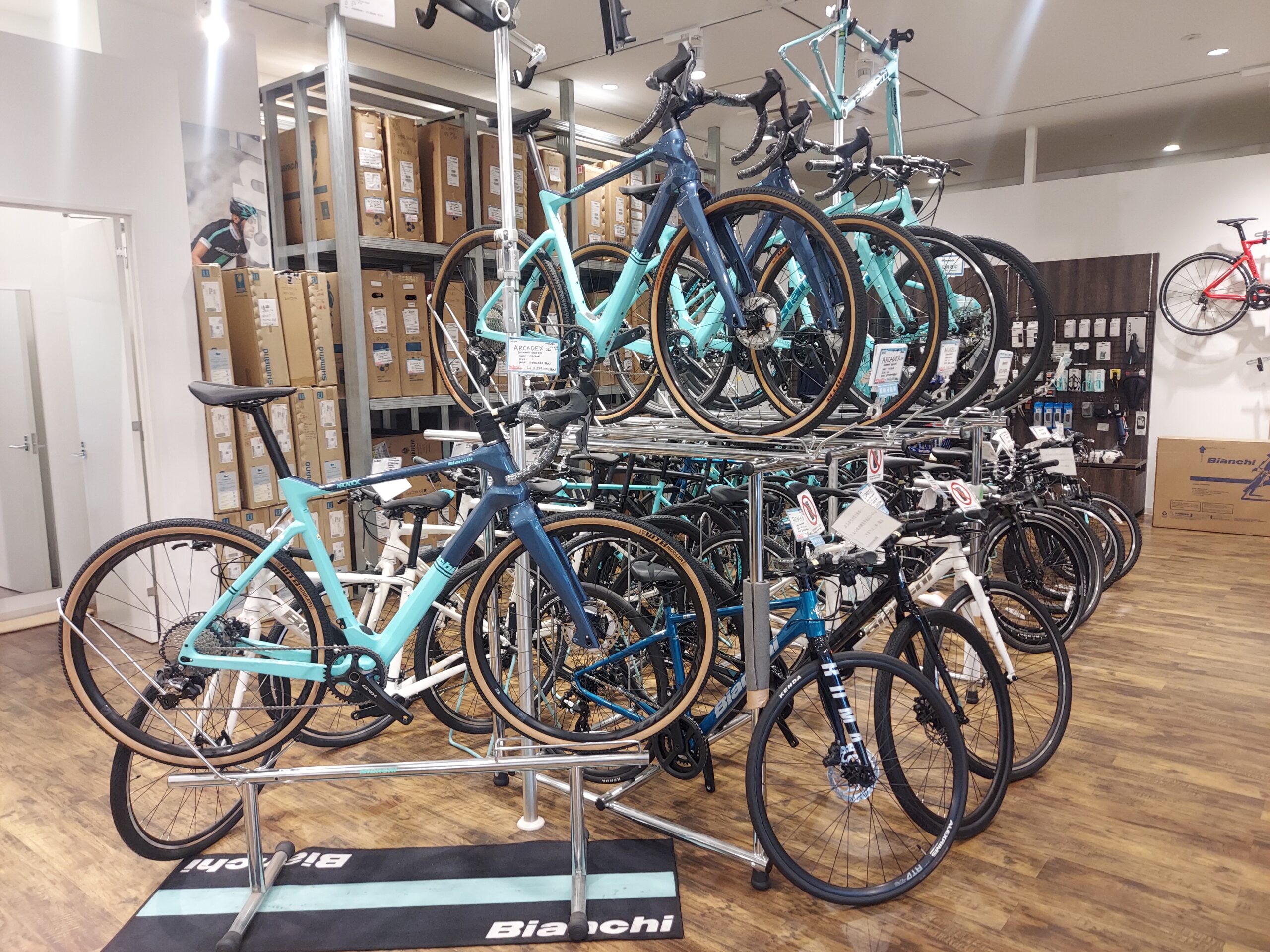 送料込み！Bianchi Job sport サイズ38 純正付属品付き 木更津】店頭