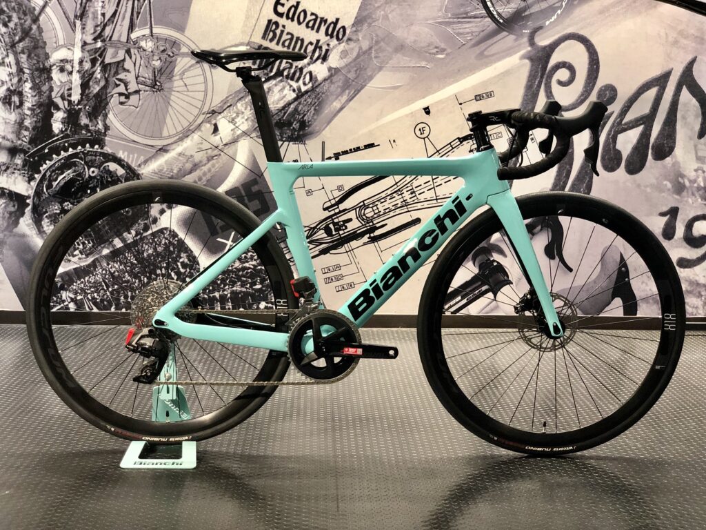 町田】「ARIA DISC SRAM RIVAL eTAP」ご用意いたしました。 - BIANCHI