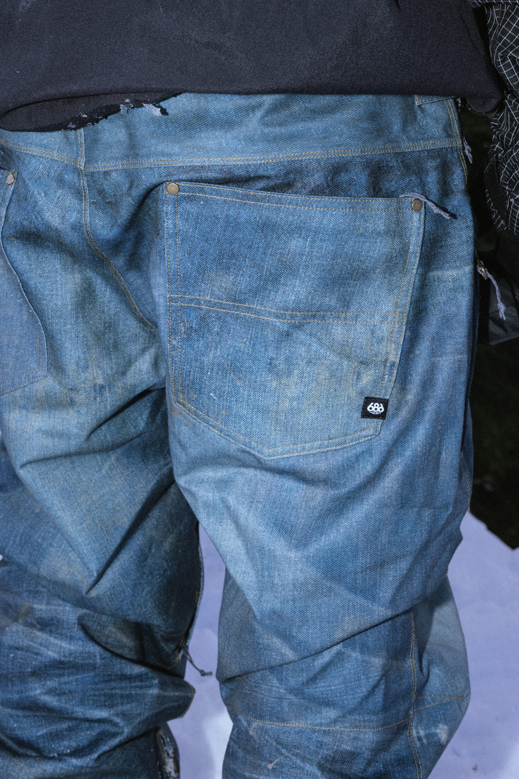 希少】686 LTD Ed Destructed Denim Pant デニム - 686(シックスエイト