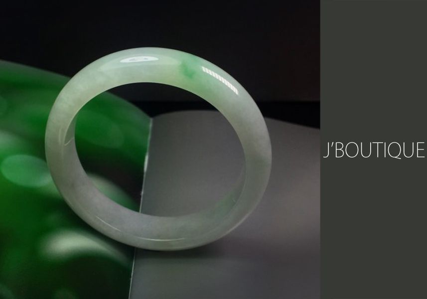 ミャンマー産天然無処理翡翠 バングル ブレスレット 微緑 オフホワイト