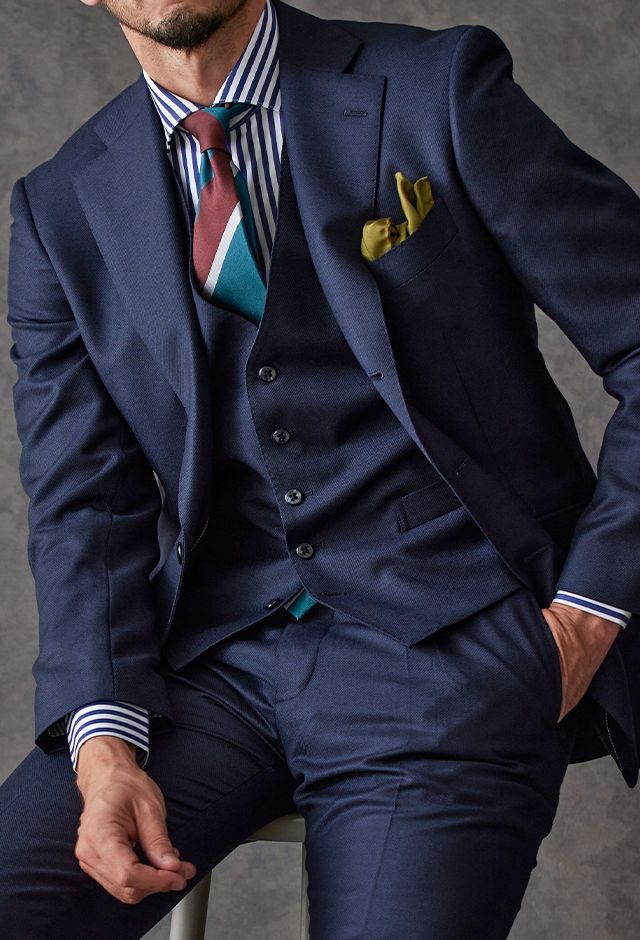 ネイビースーツ・バーズアイのコーディネート（Cloth Ermenegildo