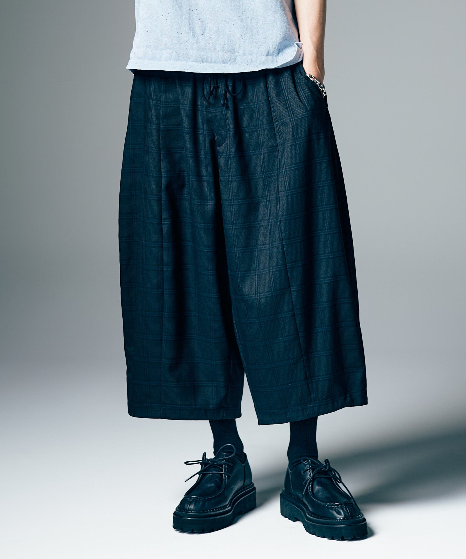 GB0226/P13 : Balloon Cropped Slacks / バルーンクロップドスラックス