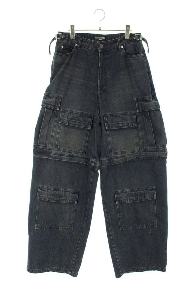 バレンシアガ BALENCIAGA 675217 TJW57 オーバーサイズカーゴバギー