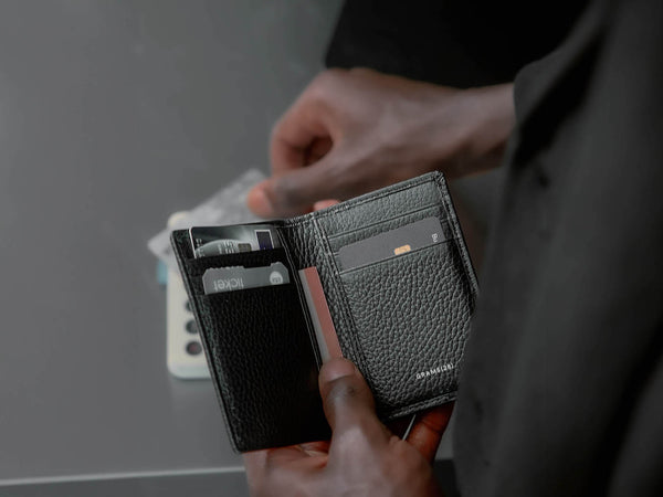 GRAMS28 104 折り財布