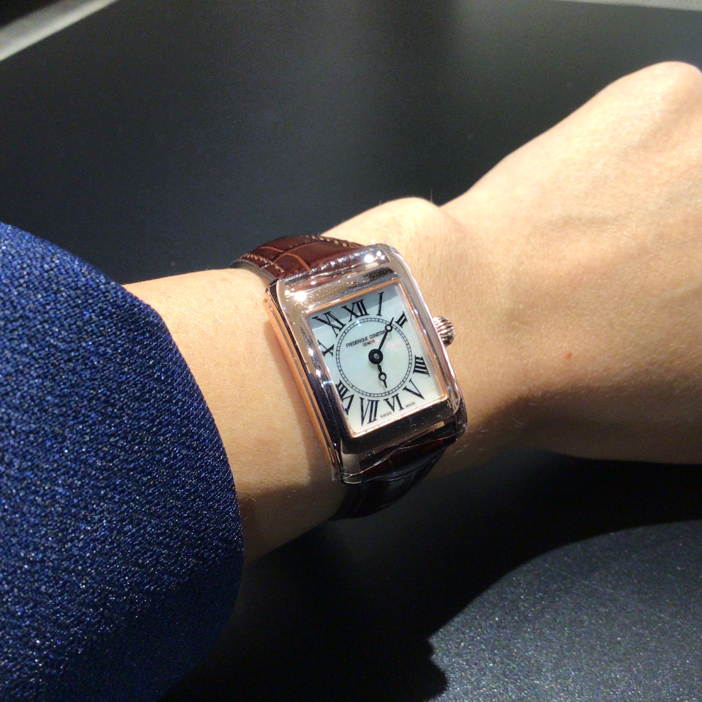 フレデリック・コンスタント(FREDERIQUE CONSTANT) クラシックカレ