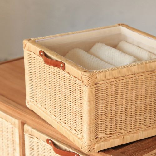 チーク無垢材とラタンのランドリーチェスト G846XP サンフラワーラタン