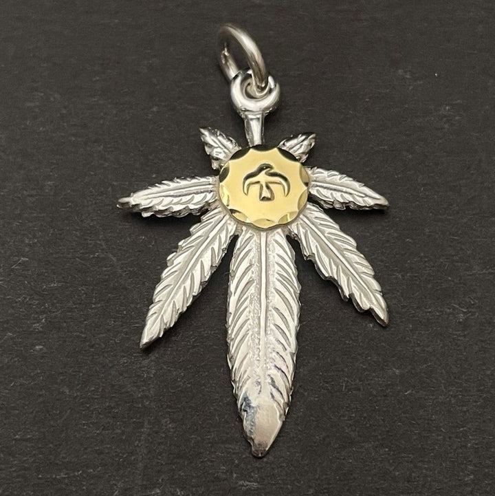 0511135101_645c743532d3e_720x.